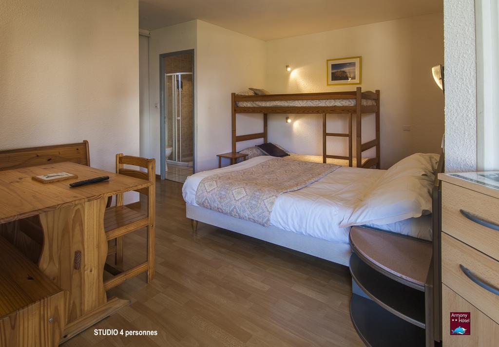 Hotel Armony Laissac Экстерьер фото